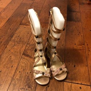 Size 3 Rose Gold Gladiators